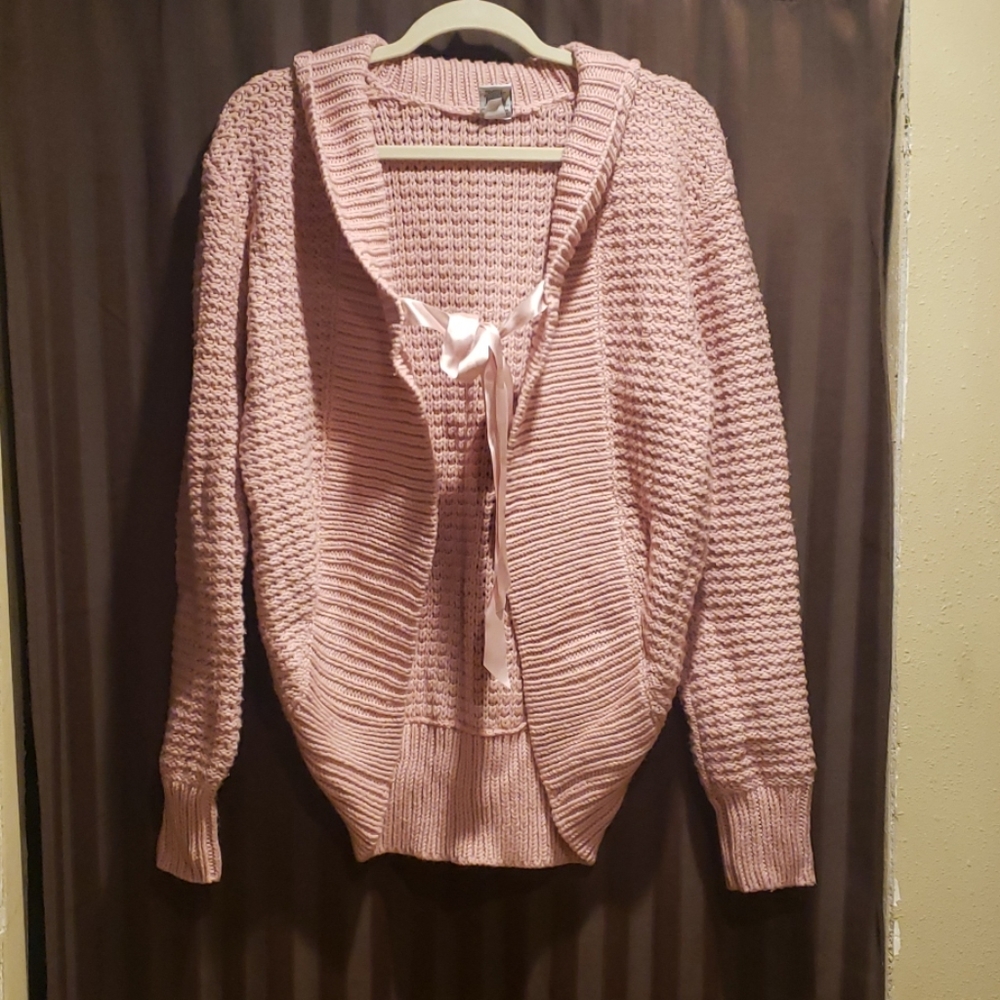 Old navy maternity sweater